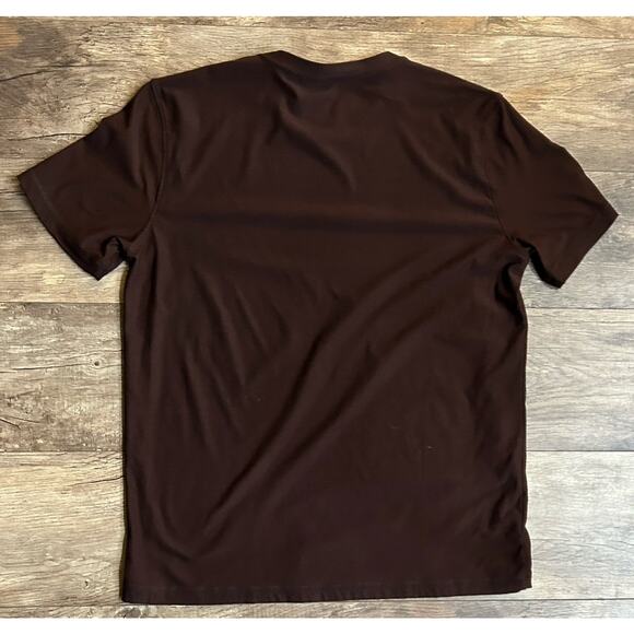 Vuori Men’s Size Large Strato Tech Tee Oxblood Heather Activewear Athleisure - Picture 6 of 6